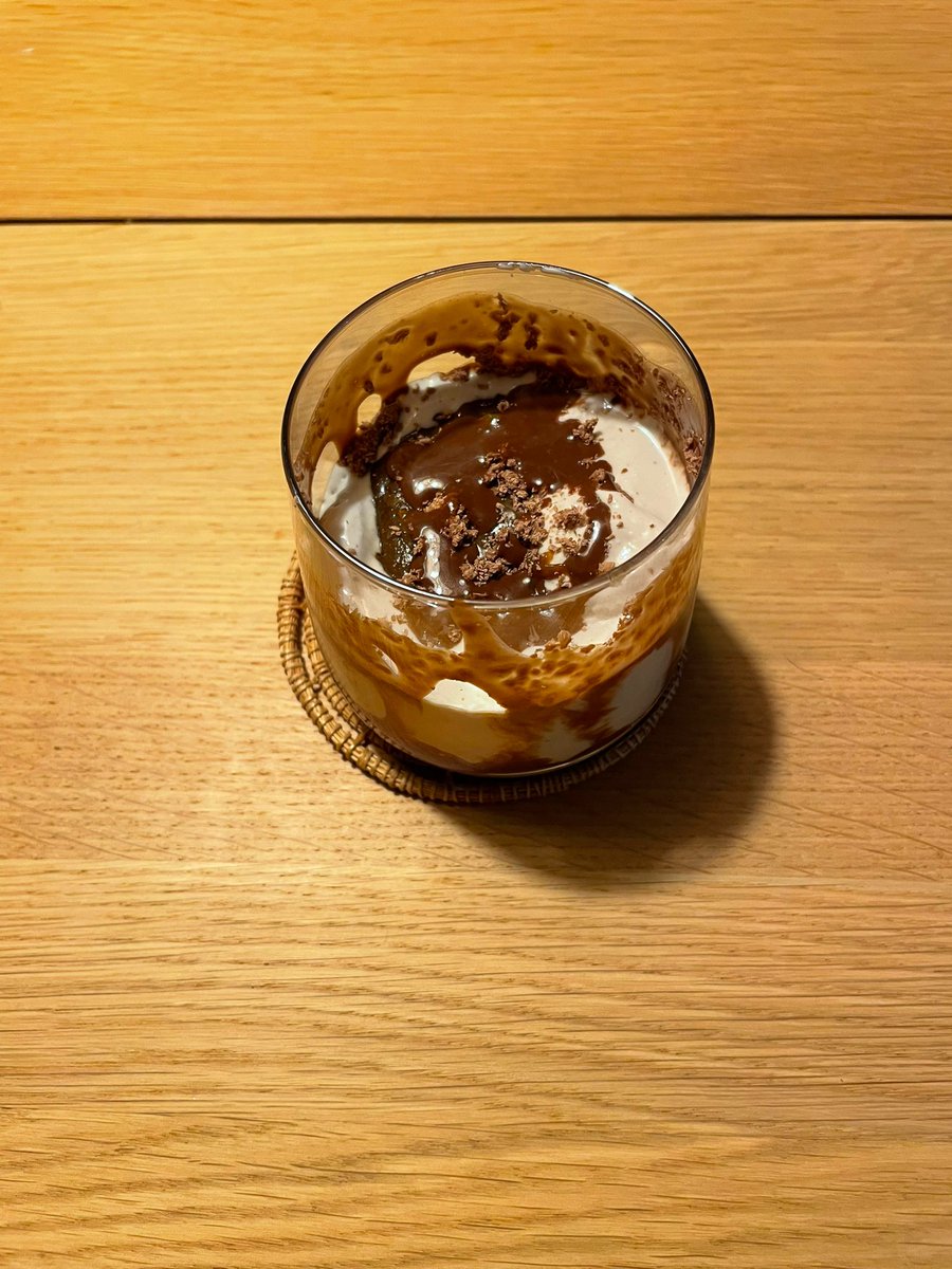 ChefGordonis's tweet image. Milk poached haddock, syrup basted pork &amp;amp; banana ice cream sundae!