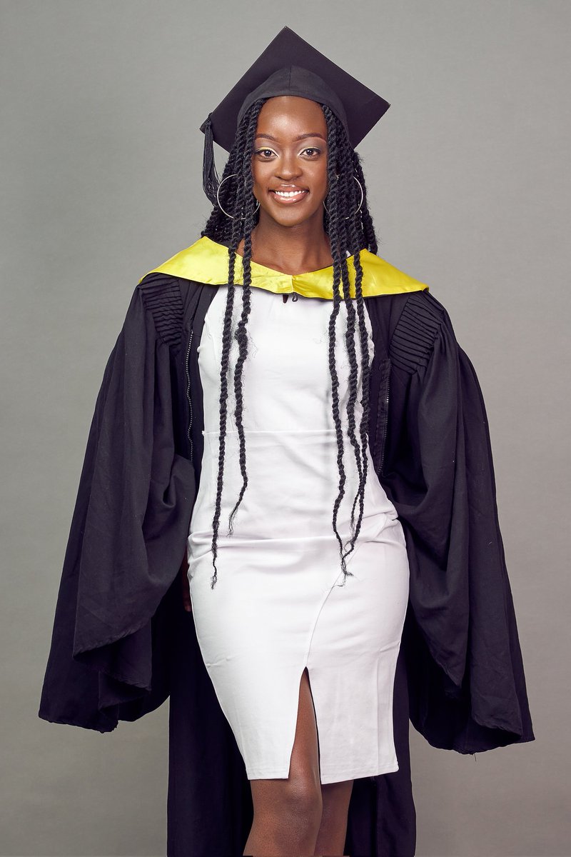 Antoinett2002's tweet photo. God is great❤️ Bachelor's Degree of Science in Economics and Statistics 🎓#Egertonuniversity https://t.co/tE0sTPpwXy