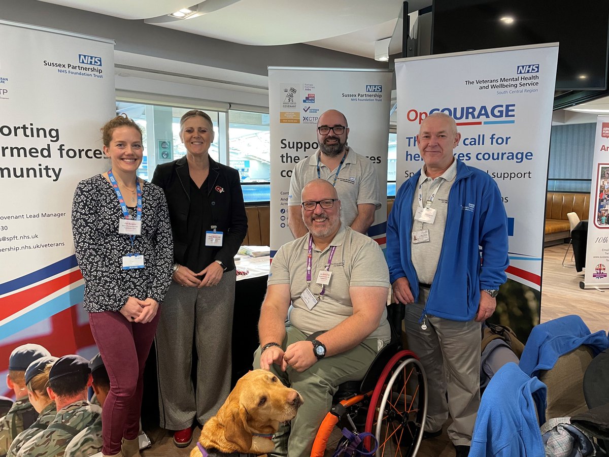 Together we can make a difference 🇬🇧 Last week our #OpCOURAGE team met with @NHSArmedForces national director Kate Davies CBE in Brighton & showcased our positive practice in #veterans mental health & wellbeing with our friends at @SussexAFN @SPFT_NHS & @supportthewalk