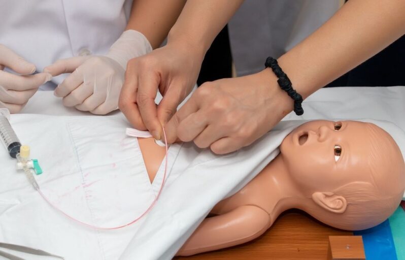 HealthySim's tweet image. New Article: &quot;Three Scenarios to Improve Clinical Outcomes with Low Fidelity Pediatric Simulators&quot; @IPSSorg #PediatricSimulation #LowFidelity - healthysimulation.com/53367/pediatri…