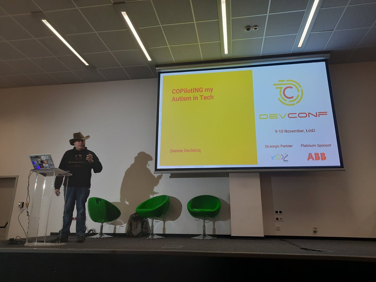 programmer-girl tweet media