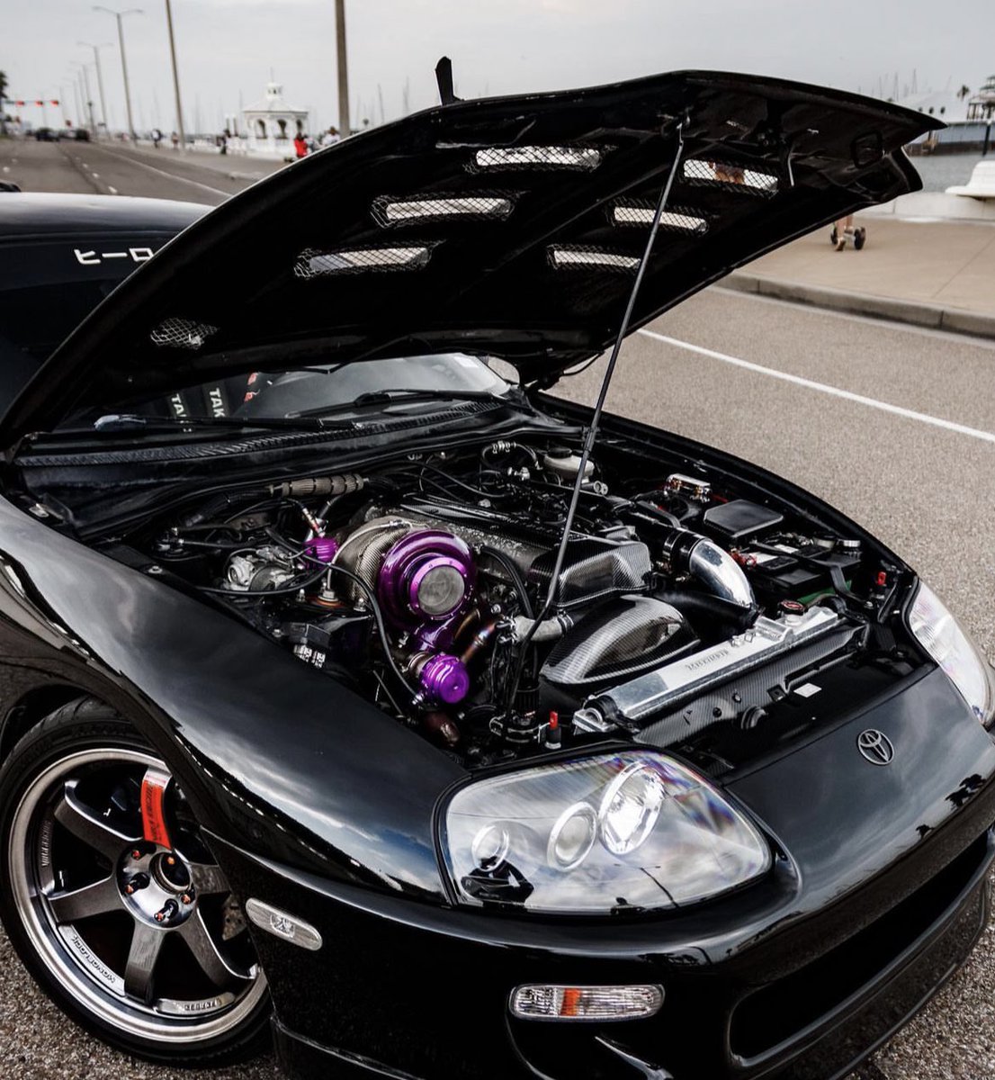 JDMUNIV's tweet image. 2JZ or RB26 ? 🤨