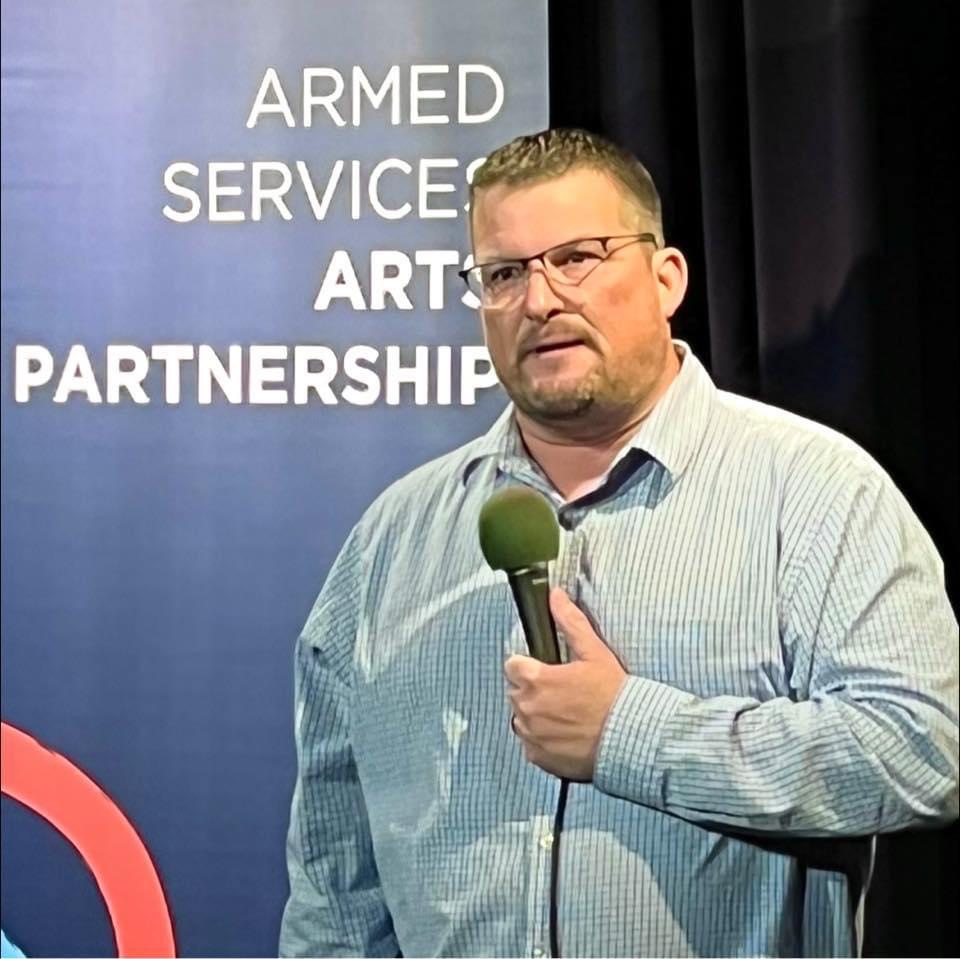 Marine Veteran &amp; Standup comedian, <a href="/ClineComedy/">ChrisClineComedy</a> from #indy joins the Smiley Morning Show at 825am...