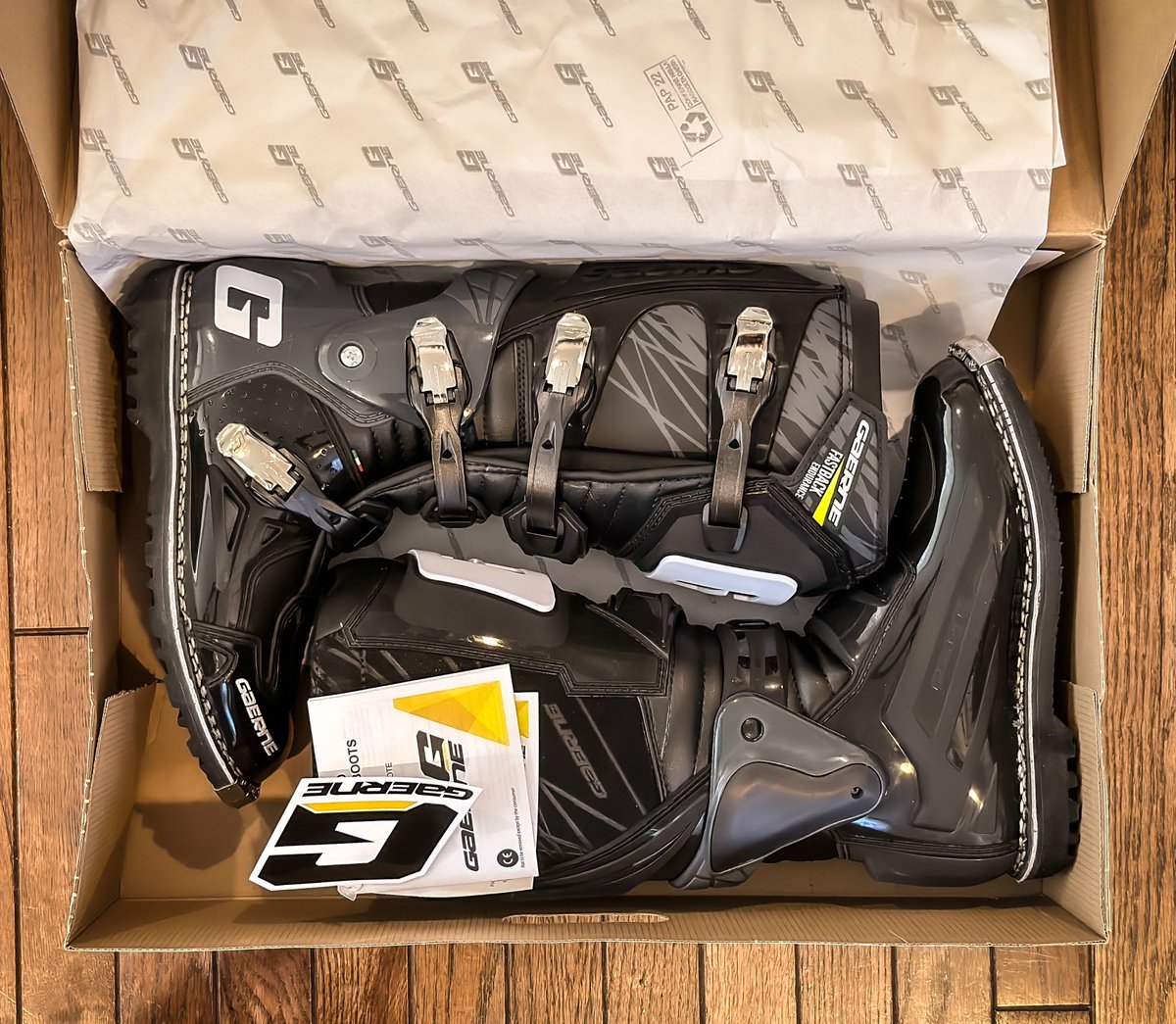 nobtree's tweet image. またまたMy new gear!!
林道が俺を呼んでいるーッ！⛰️
#Gaerne #FastBack 
#ファストバックエンデューロソール #Japex