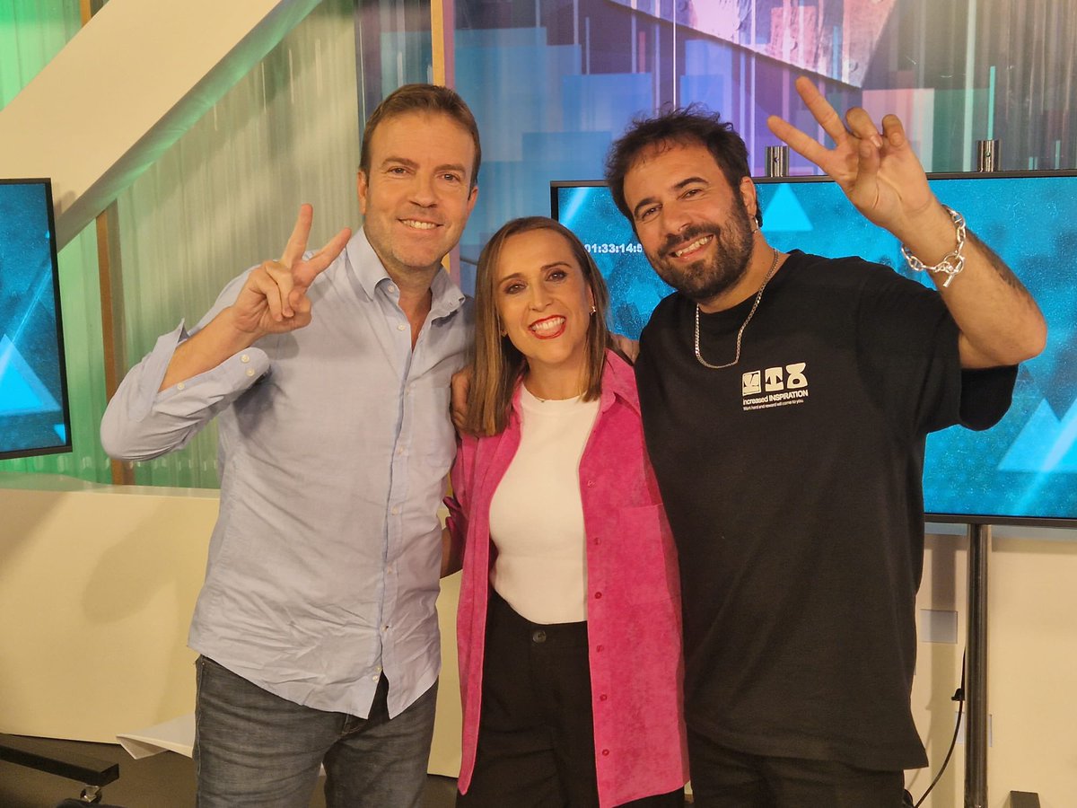 Vea la entrevista anoche en #AcentoAndaluz de @7TVAndalucia de @FP_Monguio y @lourluque al cantante @ElCanijodeJerez por su nuevo disco 'Ceniza y barro'. Y columna #AndaluciaAlCierre de @PedroGarcaVzque Aquí👉 7tvandalucia.es/andalucia/acen…