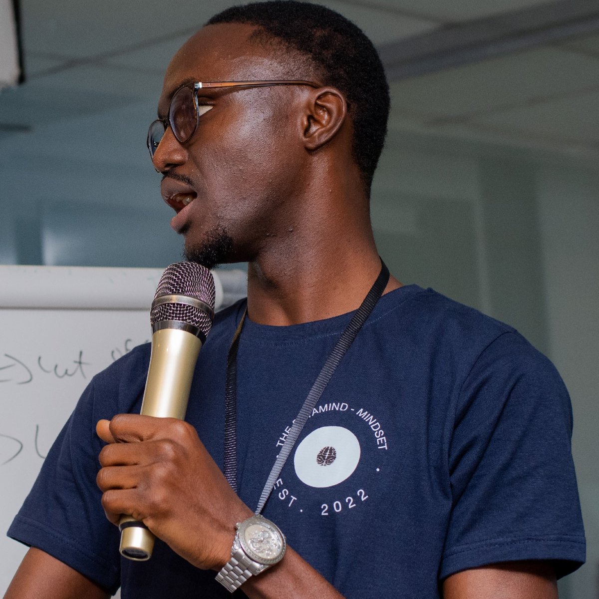philipadeakanbi's tweet image. Shaping the future of data analytics in Nigeria and beyond, one informed and motivated individual at a time.

#DataAnalyticsBootcamp
#DataMindCamp

linkedin.com/posts/philipad…