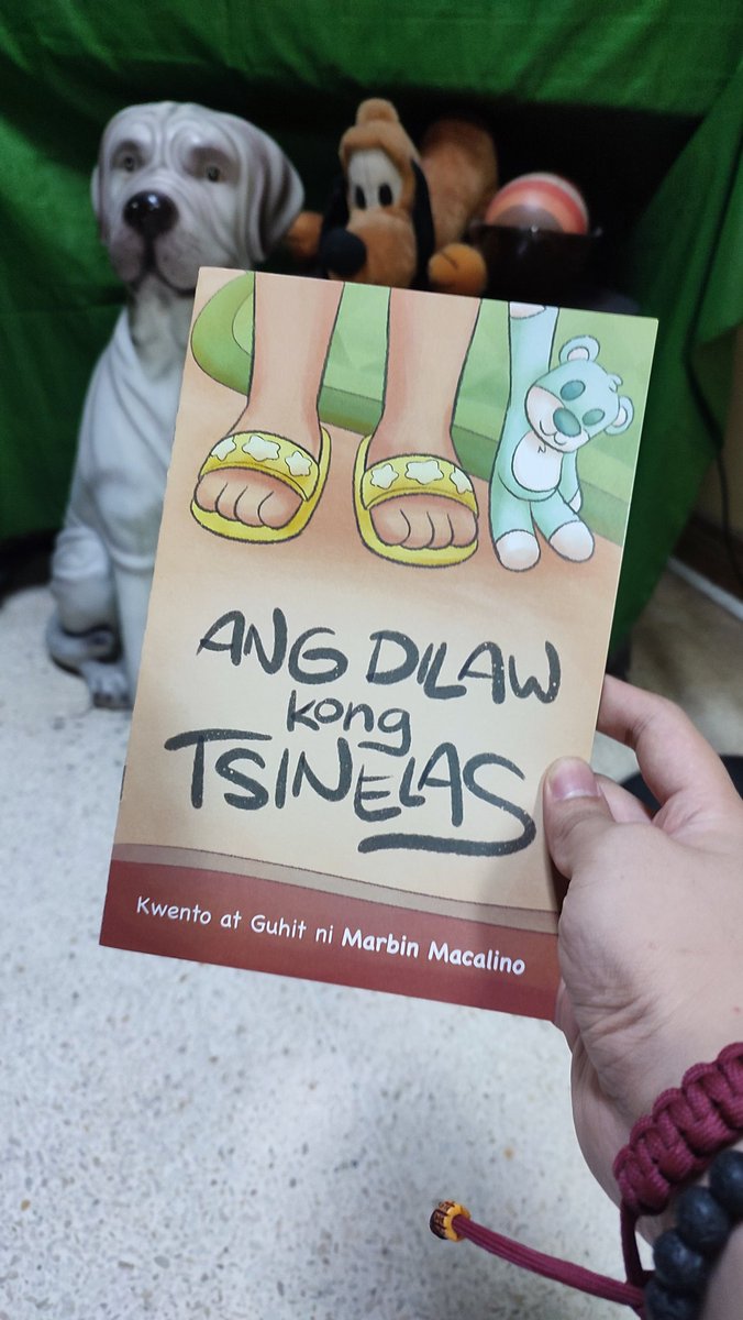 WOOO Still can't believe na nakagawa at nakapagproduce ako ng sarili kong kwentong pambata!! 

Available sa Paskomiket 2023!
Super limited stocks!! 
Table 253!! 
#paskomiket2023