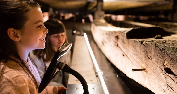 Job vacancy - Interpretation Officer <a href="/DockyardChatham/">Dockyard Chatham</a> - to join the team creating memorable experiences to share their extraordinary story. Closing date 4 December: aim-museums.co.uk/vacancies/inte…