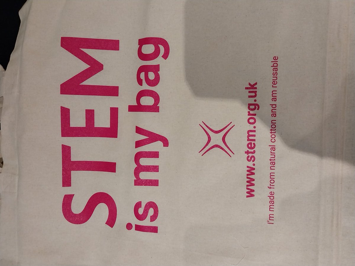 STEMLearning_AS's tweet photo. Delighted to attend @STEMLearningUK #StimulatingPhysicsNetwork Development Day involving @IOPTeaching @ogdentrust being held @FoundersClerk #inspiring #physics #teachercpd #makingadifference https://t.co/lEc8E51PE0