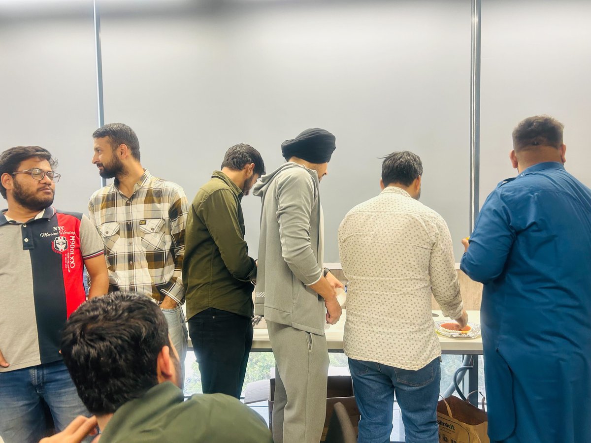 icode_labs's tweet image. ❤️Dil se Diwali, pait se Snacks🍟

Let the snacking marathon begin - Diwali edition 😘🏃‍♂️🍹

#diwalicravings #snacktime #celebrations #officeparty #diwalimunchies #snacktimejoy #diwalitreat #icodelabs #boat