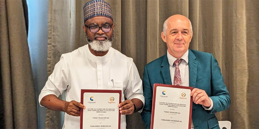 TelecomReviewAF's tweet image. Le #Togo réalise une première #africaine en se connectant au #câble à #fibre_optique #Équiano de #Google, offrant une connectivité 20 fois plus puissante.

telecomreviewafrica.com/articles/diver…