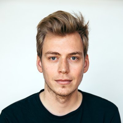 DeVonkDebat's tweet photo. Nieuws! Op onze debatavond op 27 november "AI: een vloek of een zegen?" in @CaféFabriek komt @timsw de avond modereren.
@FransFeldberg  en Tom Pots zijn onze sprekers! Meld je aan: https://t.co/kVeT7sYLZ6
#debat #zaanstad #kunstmatigeintelligentie #ai  i.s.m. @DeBalie https://t.co/nBm1bUpIWU