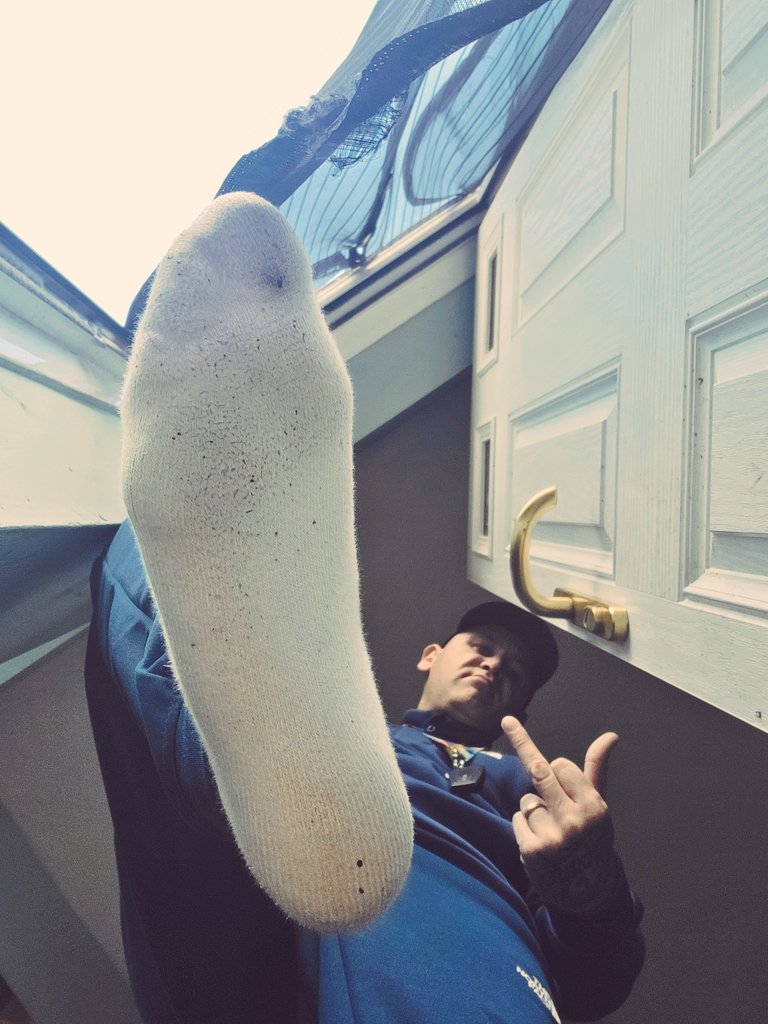 MarriedManc1980's tweet photo. Skype drains
Voicenote drains 
Dm drains 
Wheel spin games 
Silent sends 
Cashmeets 
Customs
Popper training 

#alpha #cashmaster #findom #chav #paypig #paypiggieswanted #cashslave #scally #scallymaster #shoelicker #socksniffer #scally https://t.co/Zvh3NgKV0f