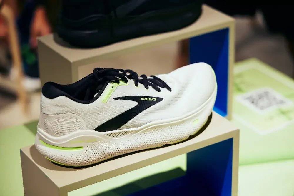 totoken_hamacho's tweet image. ブルックスの新作ランシュー「ゴースト マックス」誕生！ みんなで履いて走って、その実力を検証しました。

#brooks
#ghostmax

houyhnhnm.jp/news/787219/