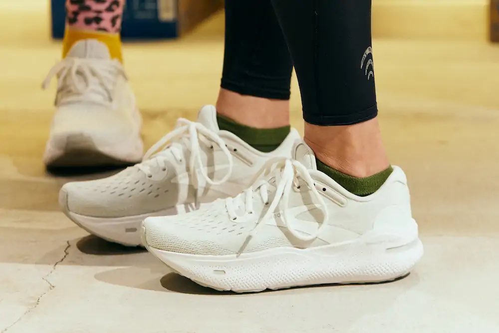 totoken_hamacho's tweet image. ブルックスの新作ランシュー「ゴースト マックス」誕生！ みんなで履いて走って、その実力を検証しました。

#brooks
#ghostmax

houyhnhnm.jp/news/787219/