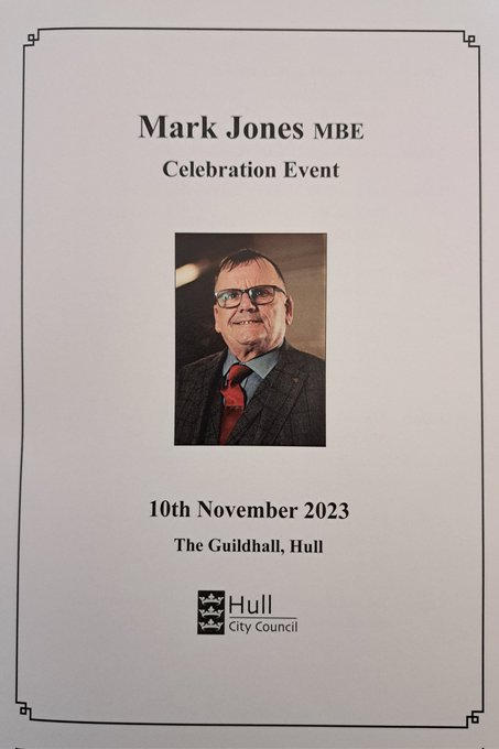 CEXHCC's tweet image. Taking some time today to celebrate the life &amp;amp; contributions of the late Mark Jones @Jonestheregen our @Hullccnews Director of Regeneration. 

Friends &amp;amp; colleagues from around the city, region &amp;amp; country, sharing stories &amp;amp; memories of a man who always had Hull in his heart 🙏👏👏