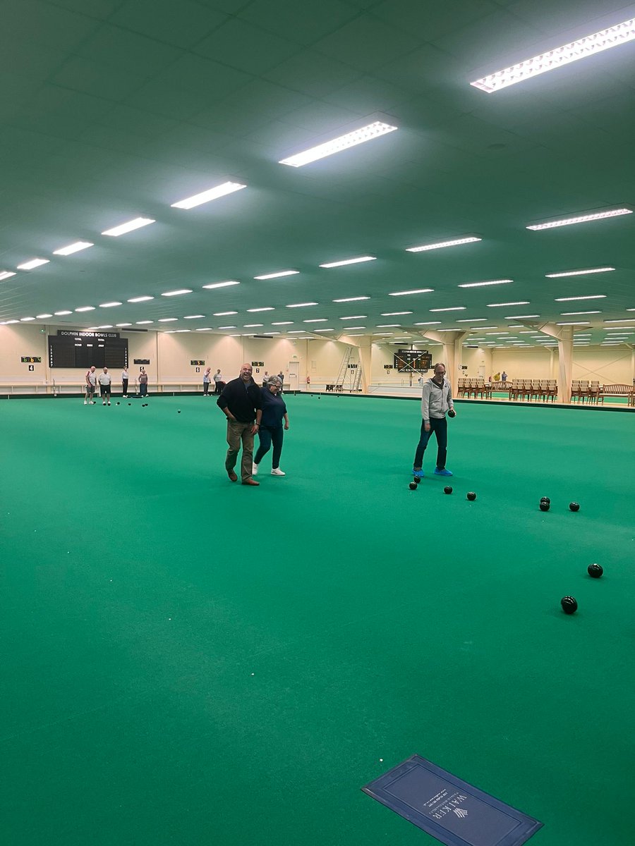 Our beneficiaries were back on the green carpet for more indoor bowling! Johno set the tone with the quote of the day... 'just watch me.' 😂🤩  #BackOnTheGreenCarpet #IndoorBowling #smilesallround #bowrabowls #neurologicaldisorder #stroke #bowrafoundation #whatsinsidematters