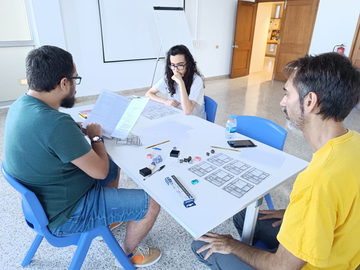 nosolodados (@nosolodados) on Twitter photo 2023-11-10 12:03:01 Fotos del taller de rol que realizamos ayer en la @BiblioTenerife. Si quieres participar, tendremos más partidas el 23 de noviembre Fotos del taller de rol que realizamos ayer en la @BiblioTenerife. Si quieres participar, tendremos más partidas el 23 de noviembre