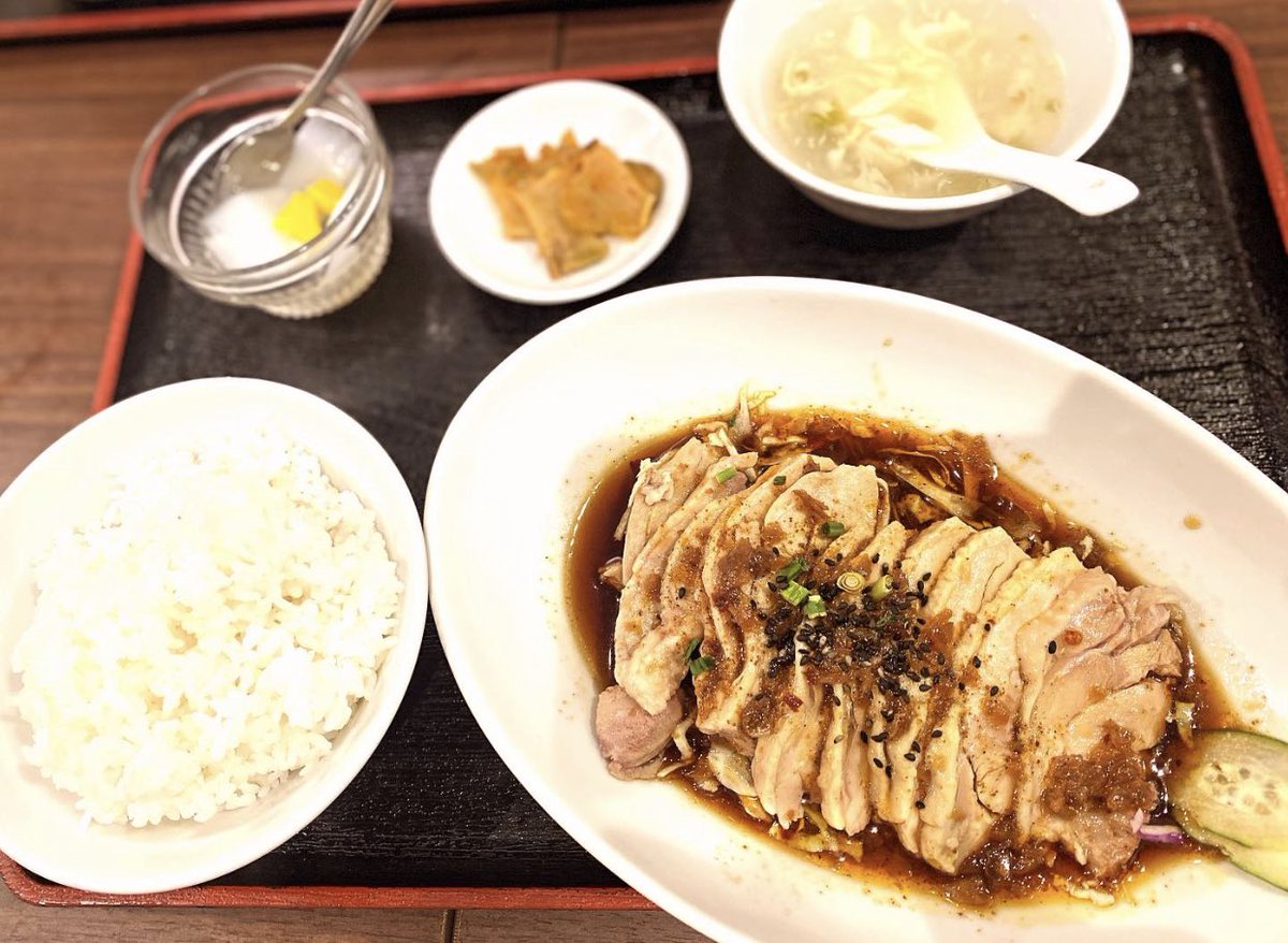 昼飯は街中華

たばこ吸えた
#eeeeeats 
#foodphotography 
#foodporn 
#foodgasm 
#foodie 
#foodstagram 
#japanesefood
#lunch
#dinner
#déjeuner
#almoço
#tokyogourmet

#tokyorestaurant 
#tokyofood 
#tokyofoodie
