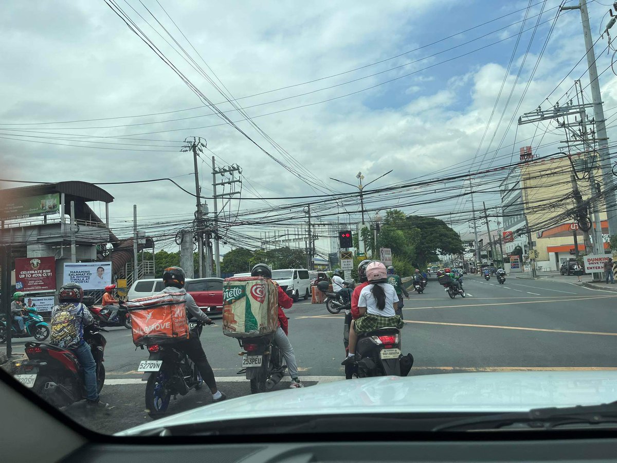 BesBoth's tweet photo. Our new heroes. While some needs tedious training for safety riding. https://t.co/YfdSKDAqnV