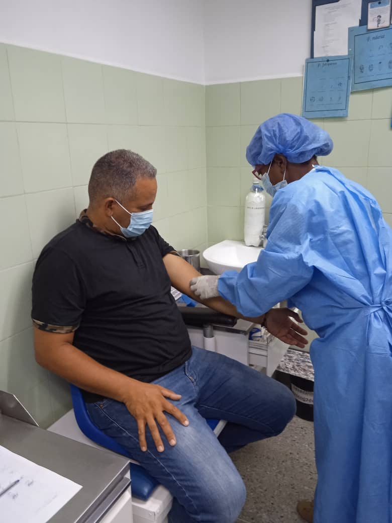 · Barrio Adentro es un Sistema de Salud sin precedentes en la historia, que nos ha permitido enfrentar el COVID-19 con la mejor arma: el amor y la solidaridad #CubaPorLaVida <a href="/cubacooperaven/">Brigada Médica Cubana en Venezuela</a> <a href="/MINSAPCuba/">Ministerio de Salud Pública de Cuba</a> <a href="/japortalmiranda/">José Angel Portal Miranda</a>