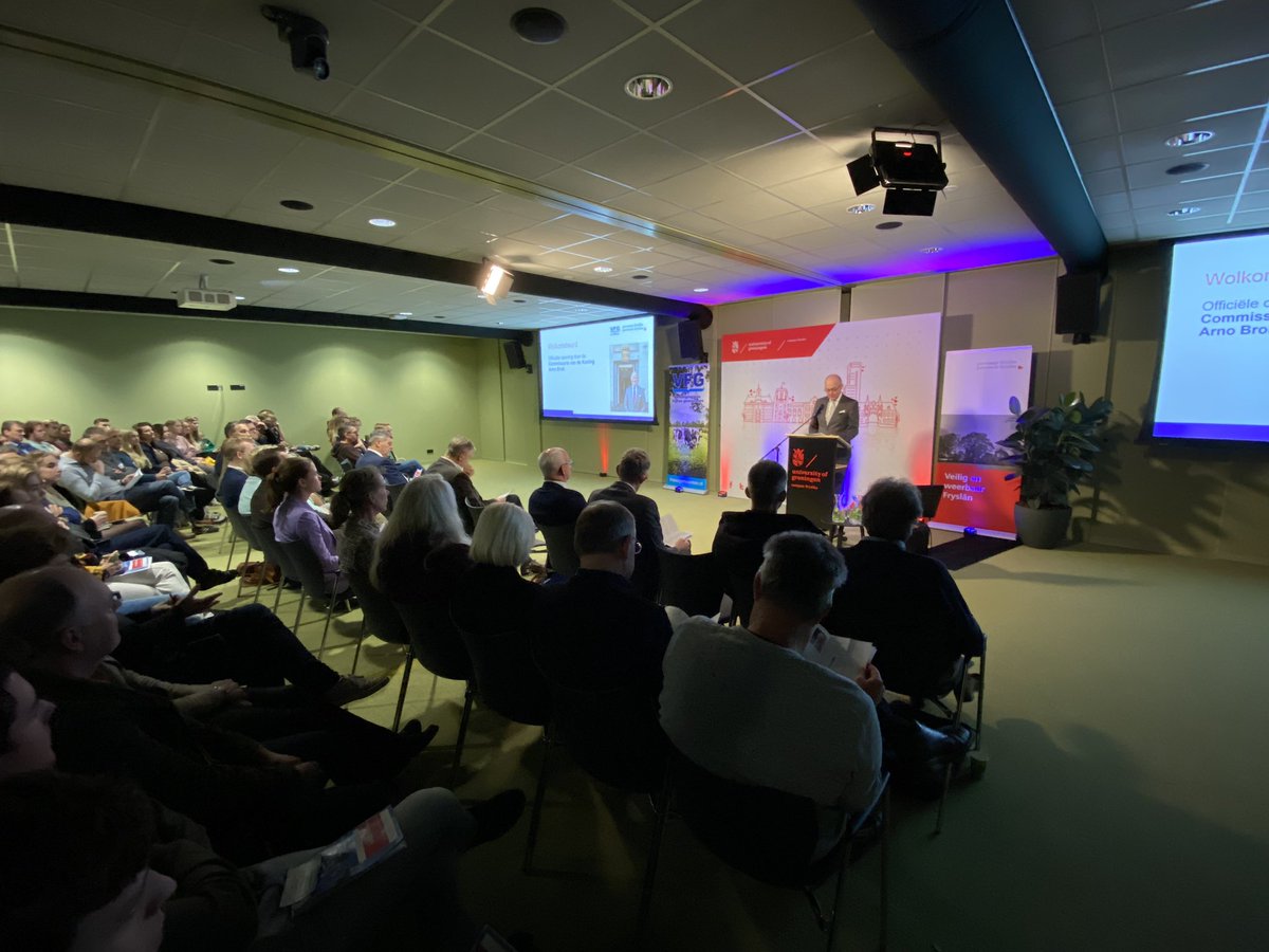 Fjirde ûnderminingskonferinsje yn Ljouwert.Organisearre krimaliteit dy’t rjochtsteat oantaastet. Mei gemeenten en tal fan oare partners bestride wy dit. Iepenbiere konferinsje mei ûo studinten en ûndernimmers fergruttet bewustwêzen. <a href="/provfryslan/">Provincie Fryslân</a> <a href="/VFG_Fryslan/">VFG Fryslan</a> <a href="/wetterskip/">Wetterskip Fryslân</a>