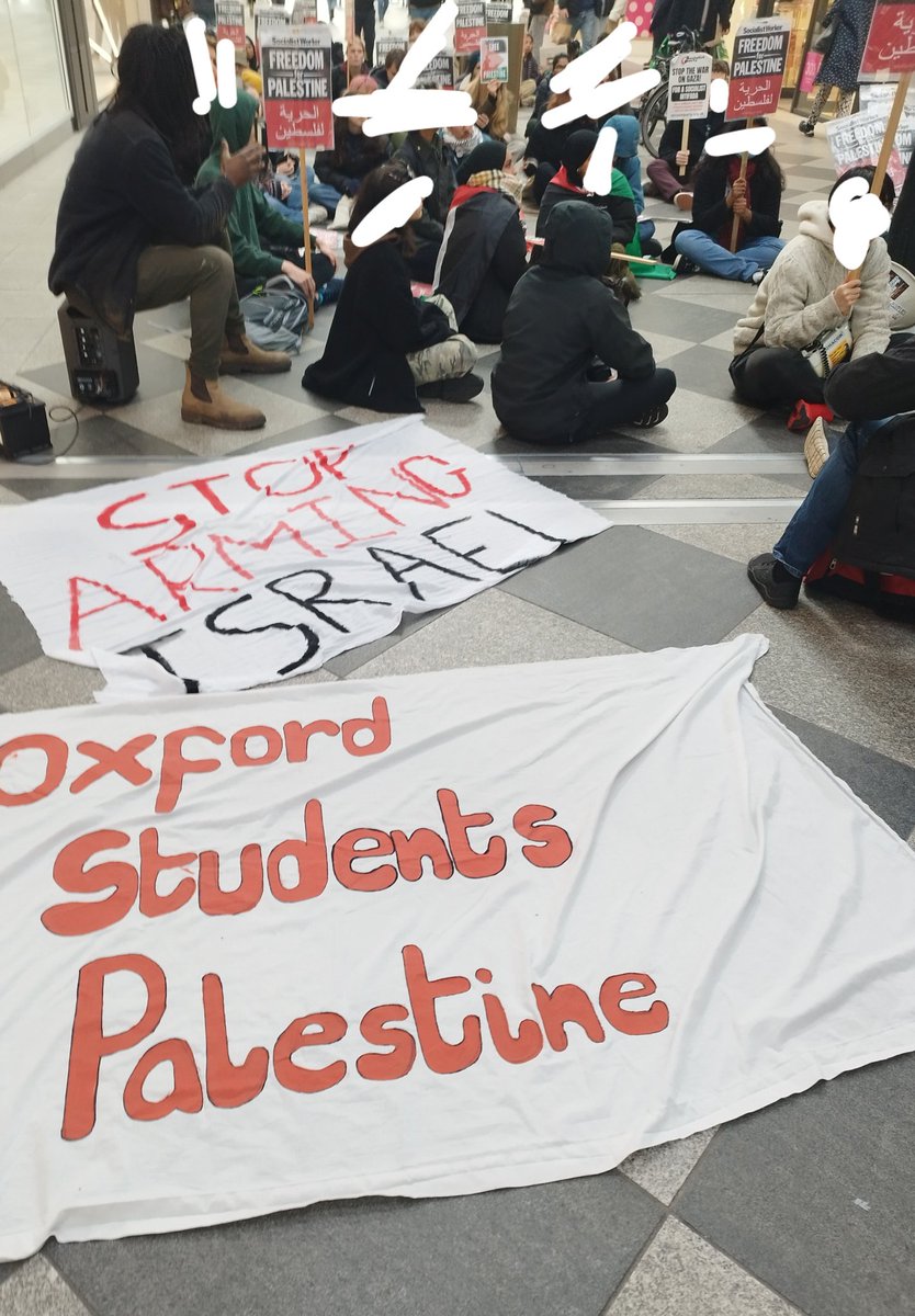 🚨WE ARE STAGING SIT IN AT WESTGATE SHOPPING CENTRE NOW🚨

🇵🇸STOP ARMING ISRAEL
🇵🇸CEASEFIRE NOW
🇵🇸BOYCOTT, DIVESTMENT AND SANCTIONS