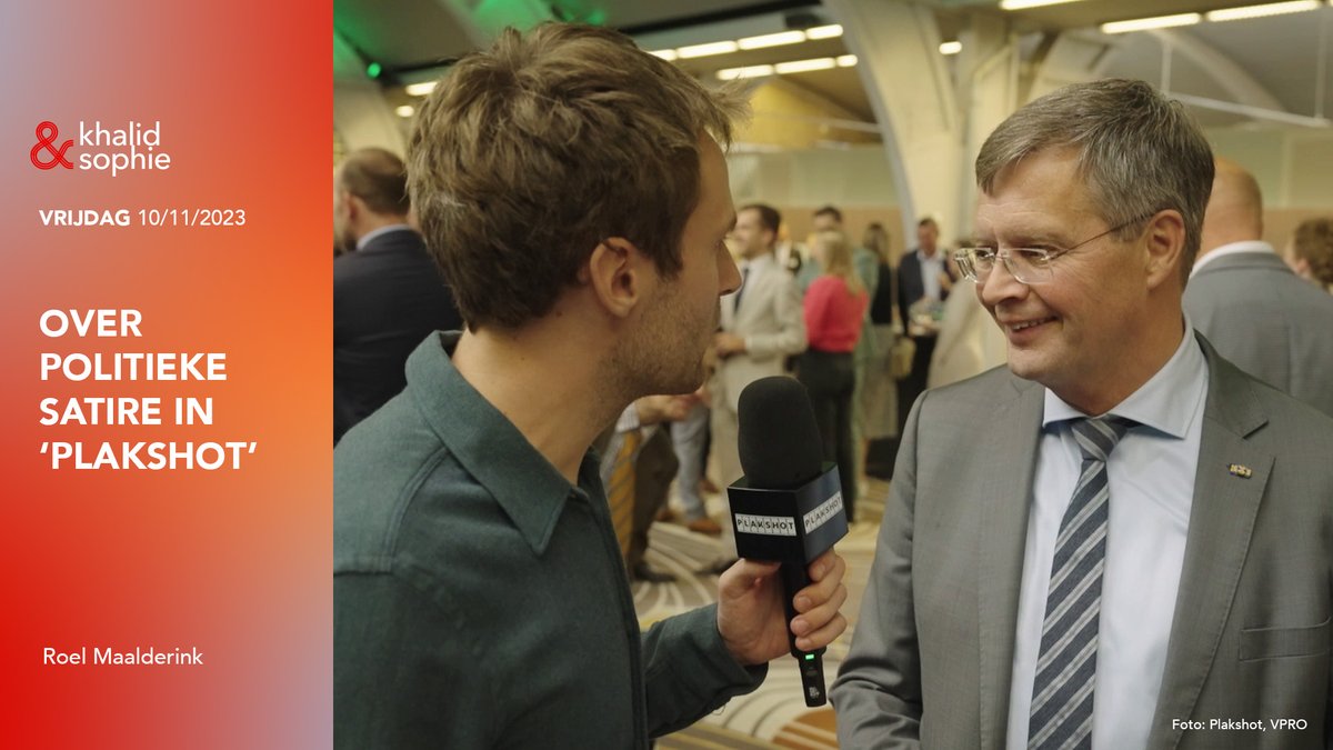 Roel Maalderink valt met zijn neus in de boter: hij trapt zijn nieuwe seizoen Plakshot af op het hoogtepunt van de verkiezingscampagne. Van lol op de partijcongressen tot de bizarre hoepeltjes waar lijsttrekkers doorheen springen: Khalid duikt met Roel in de politieke satire.