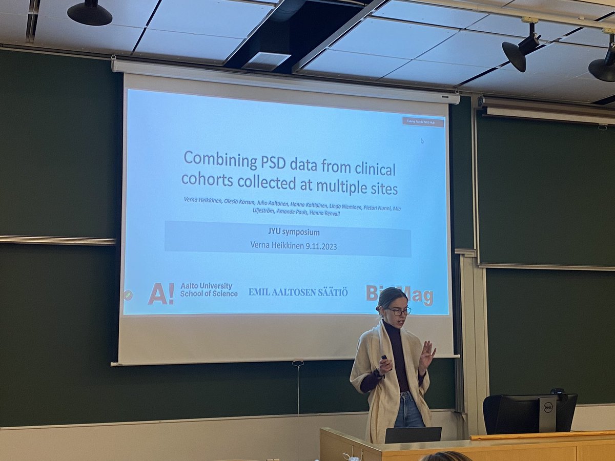 ParviainenTiina's tweet image. Towards better understanding of sources of #MEG 🧠 data variability for harmonized data collection. Great talks by Amande Pauls, @sara_tuomaala, Liisa Helle, @MiaLiljestrom, Verna Heikkinen, @tonimujunen, 
@KujalaJan #MEGNord workshop @uniofjyvaskyla @JKLBrainMind @HkiBrainMind