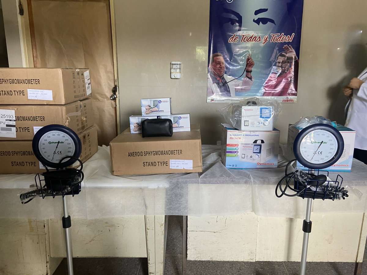 ✔️✔️✔️ENTÉRATE ✔️✔️

Entrega de equipos médicos a nuestro centro de salud.

Vamos por más 💪💪💪