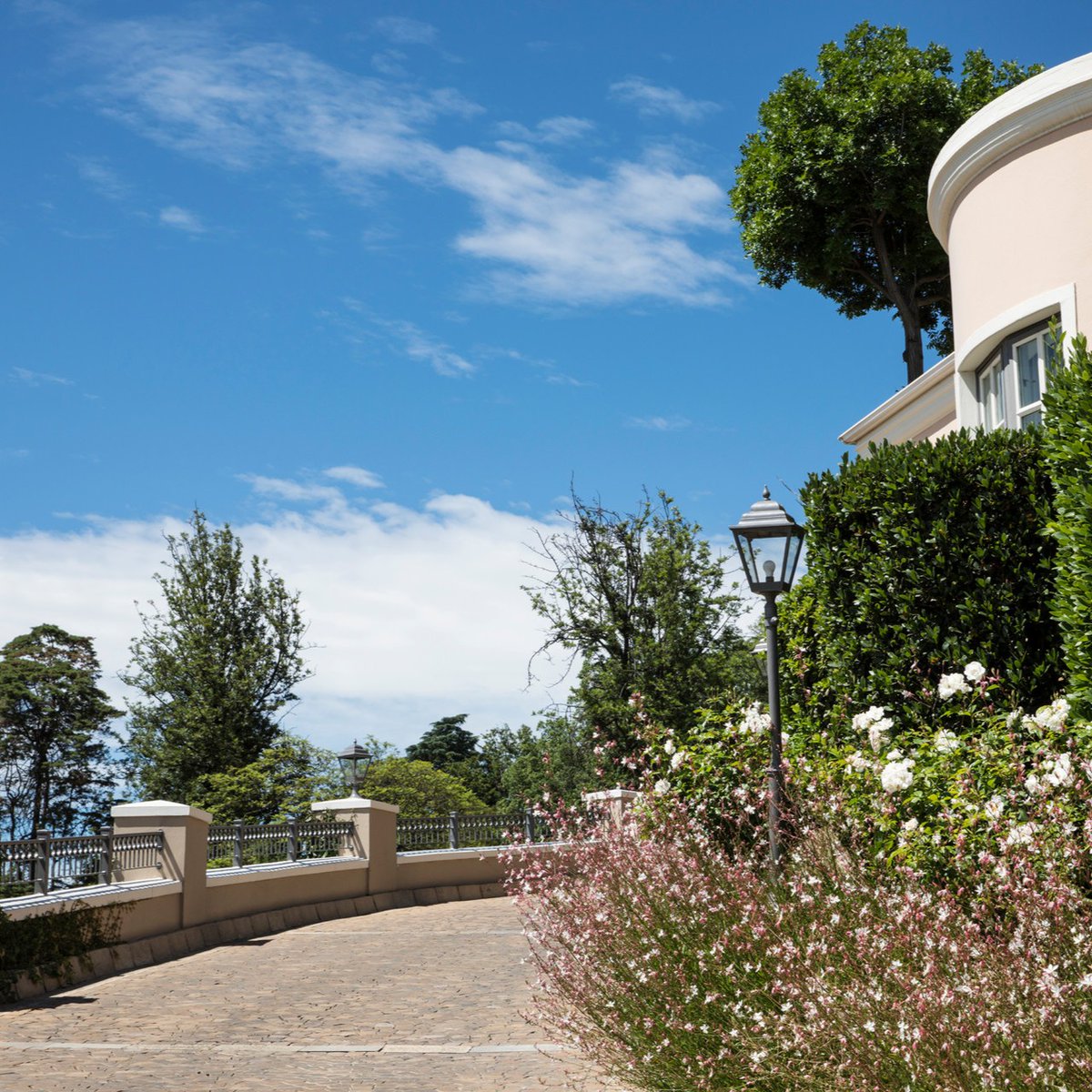 Some people say life is a journey, not a destination. We say it's both, especially when you're walking on winding beautiful pathways like ours. #FSJohannesburg