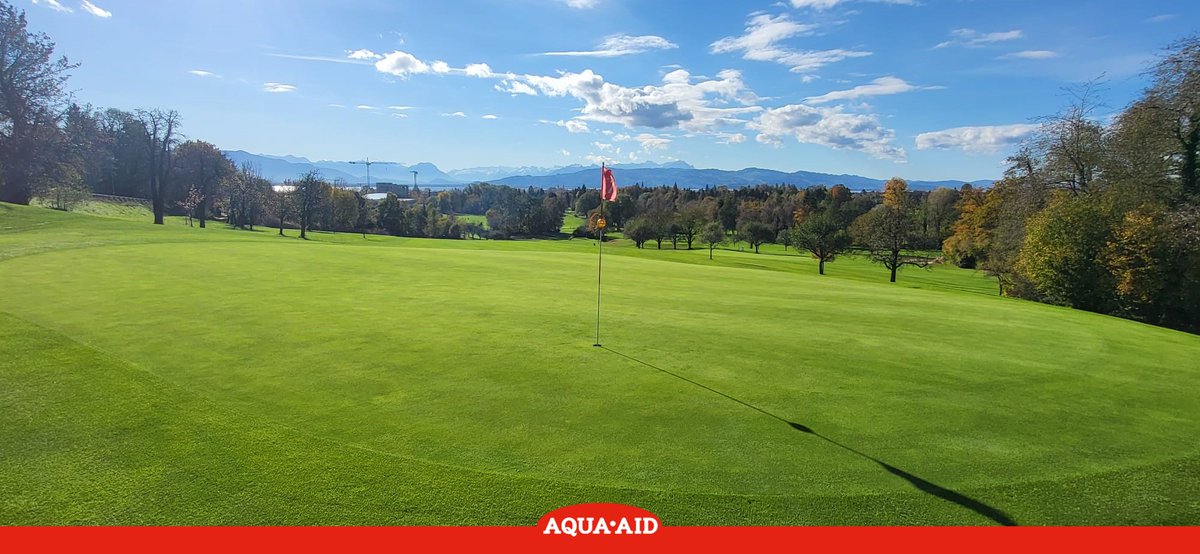 AquaAidEU's tweet photo. What homogeneous, vital #greens! Who needs winter greens when you can have summer quality in November? Great work by the greenkeepers. We would like to thank you for your trust in our products.

#greenkeepers #turfmanagement #golfcourse
#wettingagent https://t.co/crI4graioR