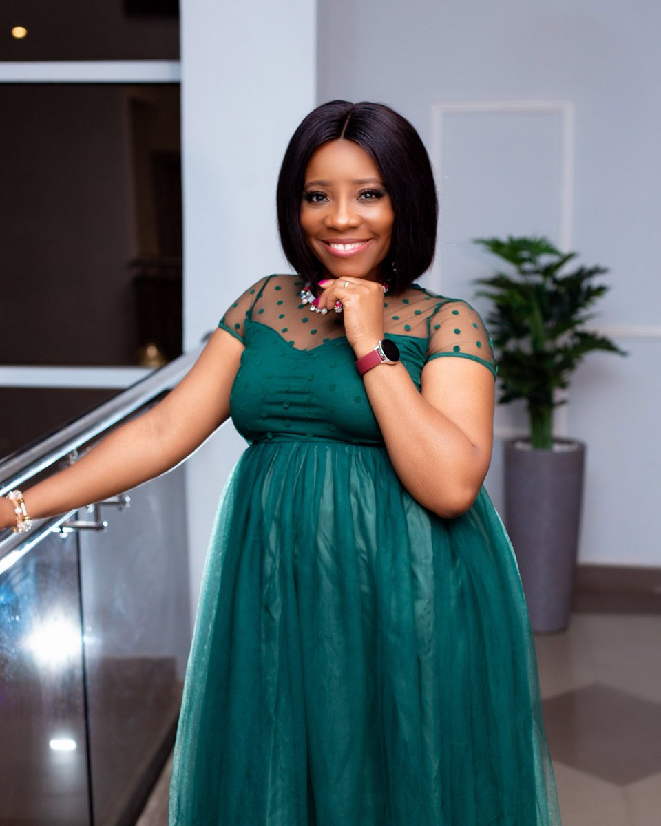 OfficialSamirao's tweet photo. Self appreciation is key for mental health. Not pomposity, not grandeusity, not arrogance or inflated ego..just good old gratitude to God for creating me  and letting live to see today MY BIRTHDAY!!!! ...Please use me as your excuse to eat cake and be merry today!! https://t.co/5DOATmRT7n