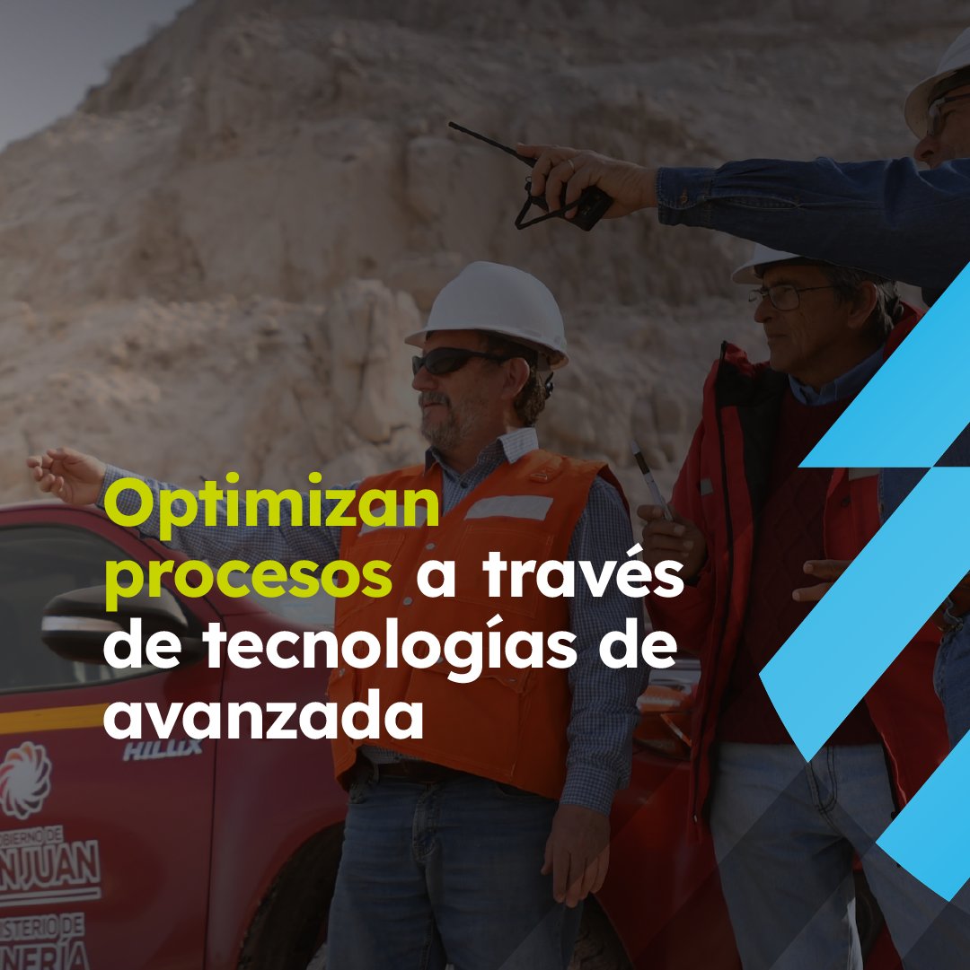 Los ingenieros e ingenieras cumplen un rol esencial en la actividad minera. Sus tareas abarcan la exploración de punta a punta: planifican, diseñan y supervisan las operaciones en el proyecto. Siempre con el foco puesto en la seguridad, eficiencia y sustentabilidad de cada etapa.