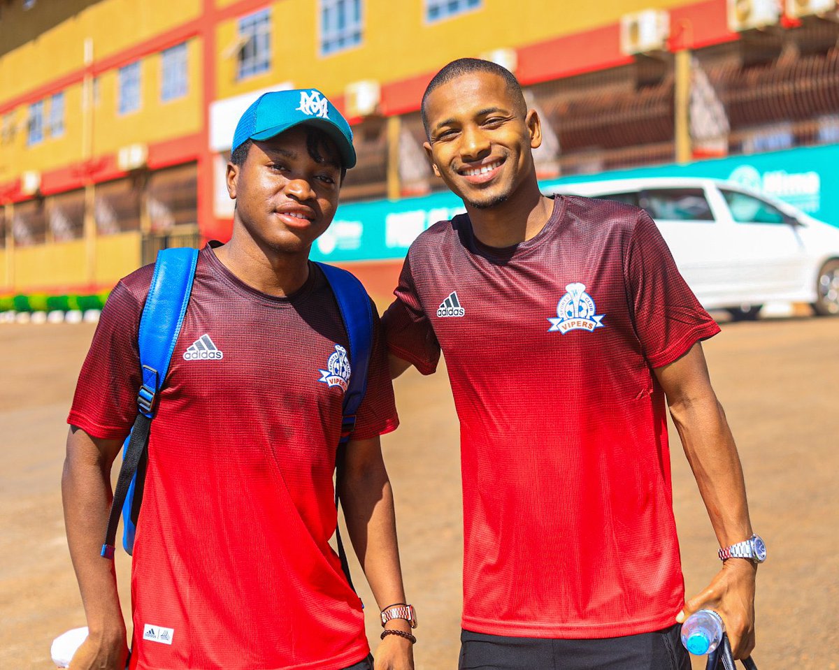 CliveKyazze's tweet image. Looks like Allan Okello will be makikg Vipers’ matchday squad to face @KCCAFC in the @UPL today in Lugogo. If named, Okello will make his Vipers debut against a side he called home for 8️⃣ years after joining them as a 14 year old. 

#UPLLive