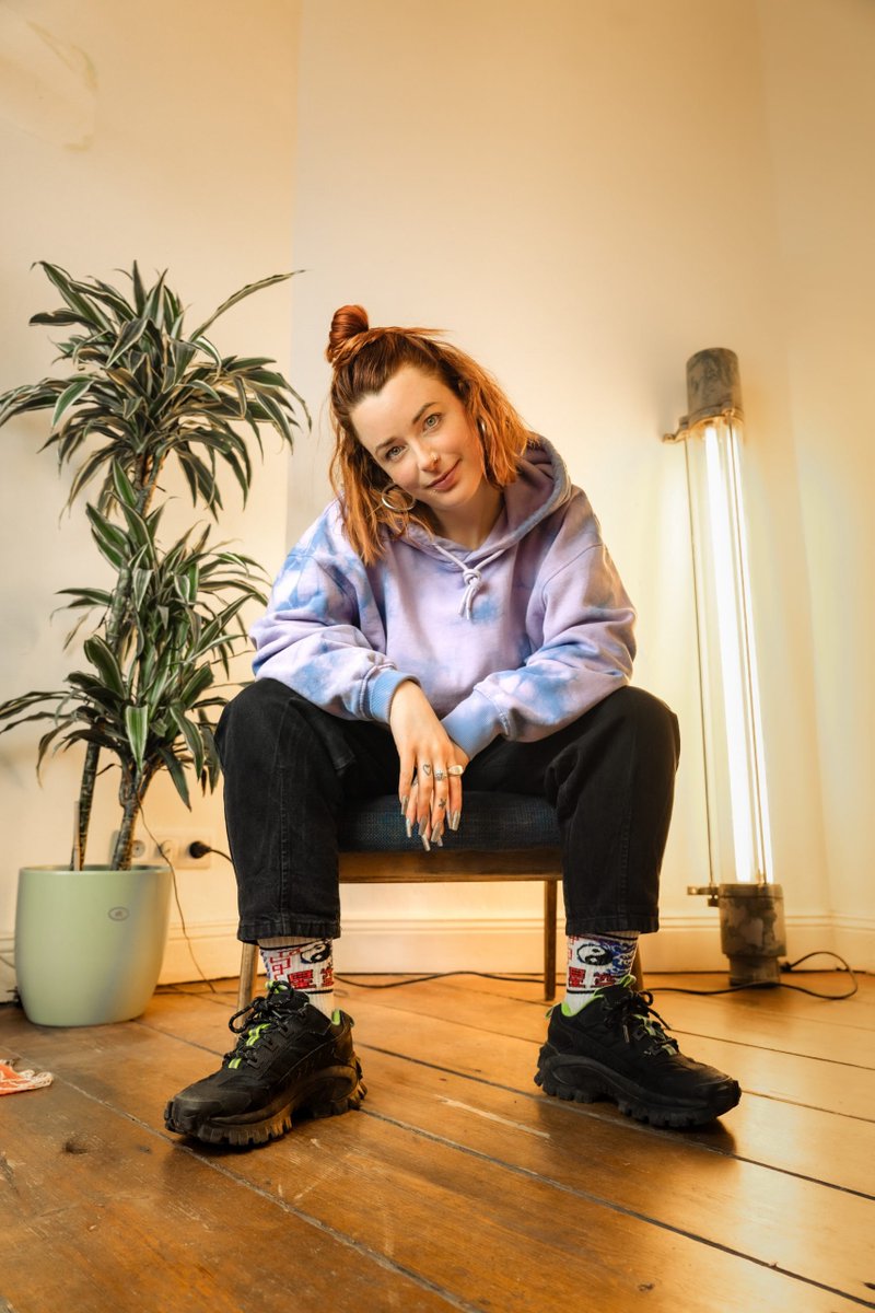 Many thanks to Cat Hepburn- an award-winning author, scriptwriter and copywriter- for visiting the school today to speak to S5 pupils about gender equality, feminism, her books and the writing process. 
cathepburn.co.uk
<a href="/St_Andrews_Acad/">St Andrew's Academy</a> 
<a href="/StAndrews_Lib/">StAndrewsAcadLIBRARY</a>