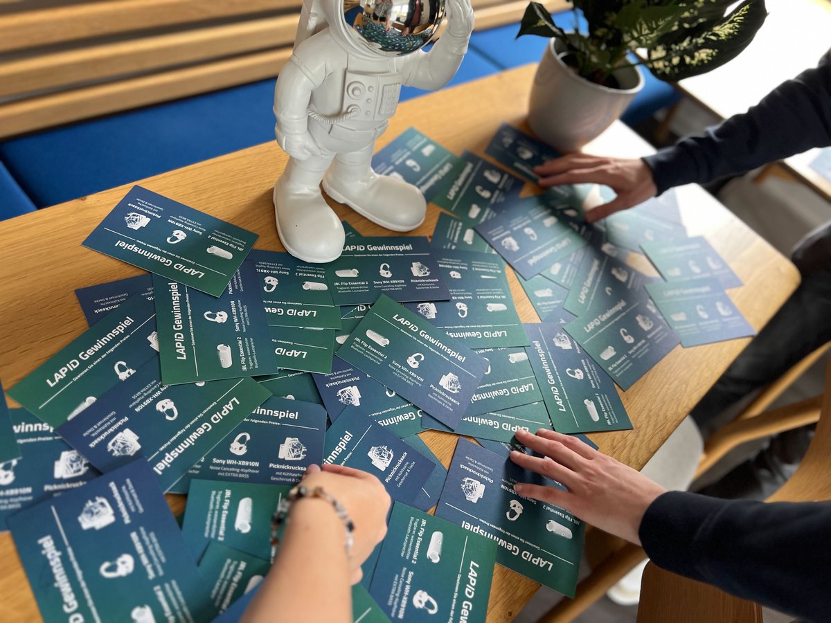 LapID_Service's tweet image. Nun haben wir auch die Gewinner von unserem großen Gewinnspiel auf der #AplusA ausgelost. Die drei Auserwählten finden bereits eine Benachrichtigungsmail von uns in ihrem E-Mail-Postfach📧 

Herzlichen Glückwunsch an alle Gewinner!