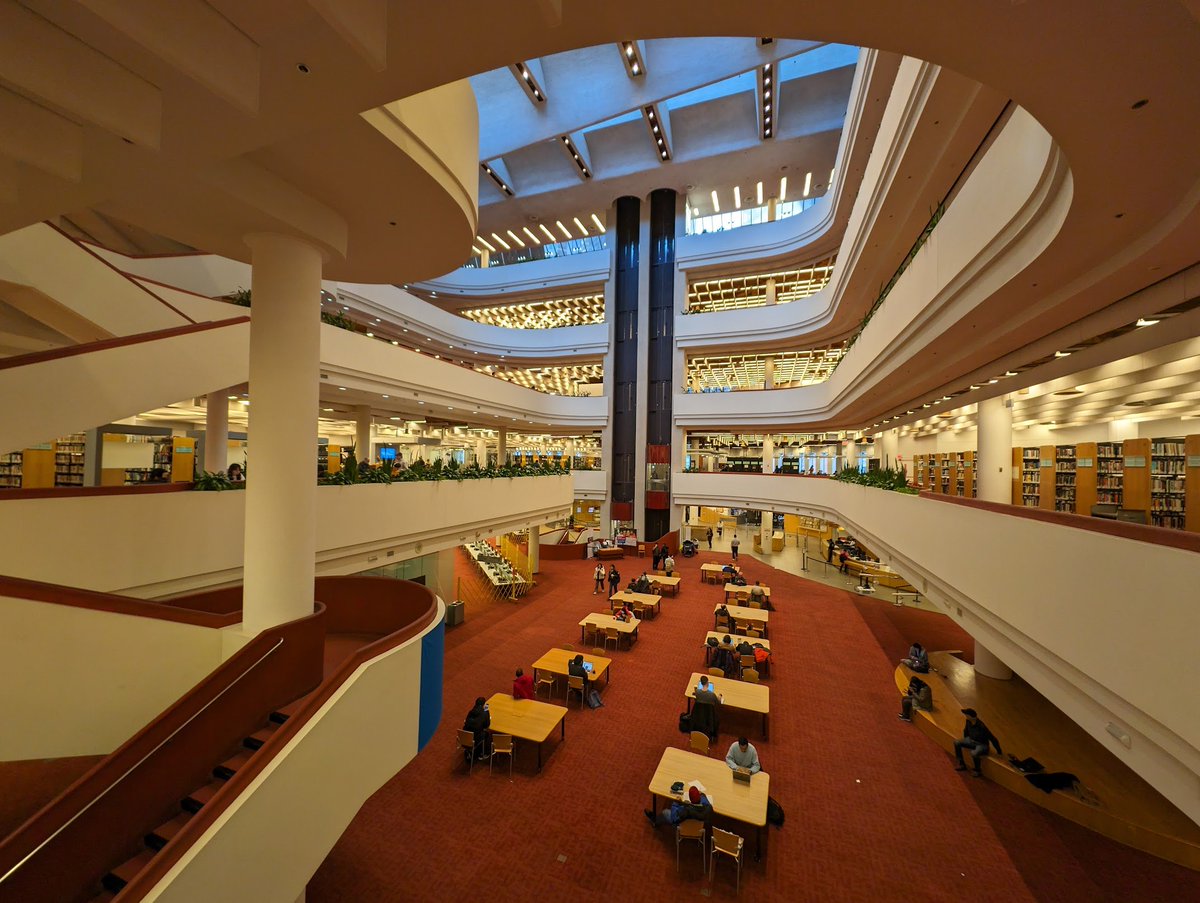 #WikiConferenceNA programming kicks off today at the beautiful Toronto Reference Library!

View our schedule here:
wikiconference.org/wiki/2023/Prog…