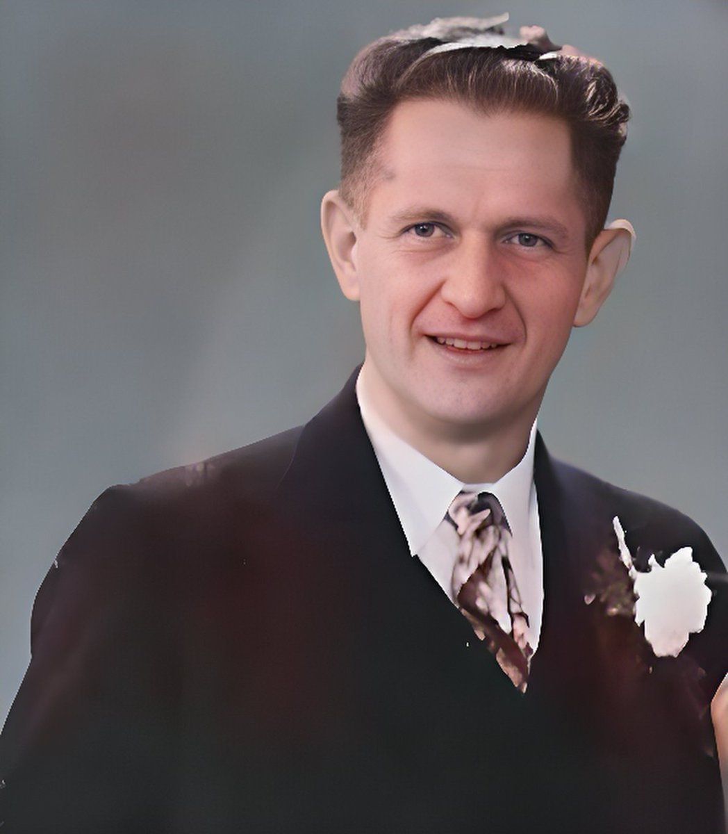 Bring your old fussy photos to life with AI! Sharpen and colorize them to create vivid memories that you can enjoy on your SenseGarden 4K Ambilight TV. #SenseGarden #AI #PhotoColoring
#FamilyMemories #OldPhotosNewLife #Technology 
#Innovation 
#dementia