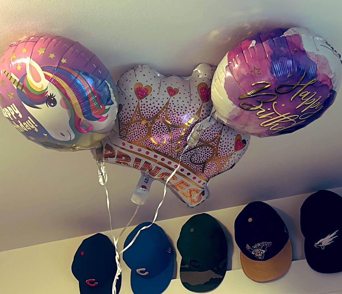 BlowHoel55's tweet image. Shout out to my D-Line for knowing me so well 🦄👸 #timetogotowork