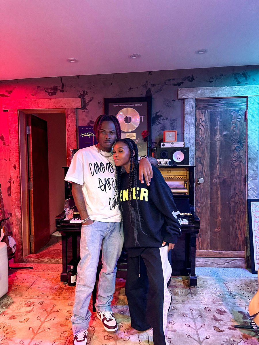 𝑩𝒇. (@ckay_yo) on Twitter photo first GRAMMY nomination. God is amazing! BIG LOVE <a href="/JanelleMonae/">Janelle Monáe👽🚆🤖🚀🪐</a> <a href="/RealSeunKuti/">Seun Anikulapo Kuti</a> <a href="/Egypt80Band/">Ṣeun Kútì and Fẹlá's Egypt 80</a>! 🙏🏾💜✨ first GRAMMY nomination. God is amazing! BIG LOVE <a href="/JanelleMonae/">Janelle Monáe👽🚆🤖🚀🪐</a> <a href="/RealSeunKuti/">Seun Anikulapo Kuti</a> <a href="/Egypt80Band/">Ṣeun Kútì and Fẹlá's Egypt 80</a>! 🙏🏾💜✨