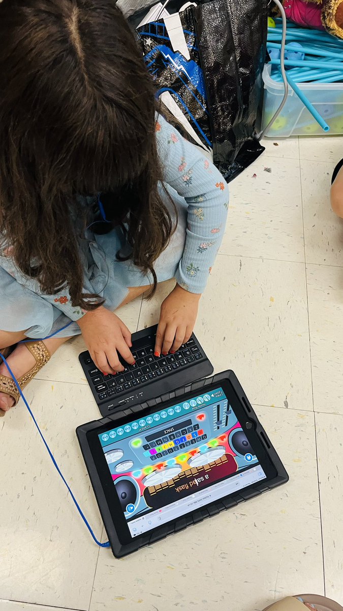 Amaris Cruz tweet media