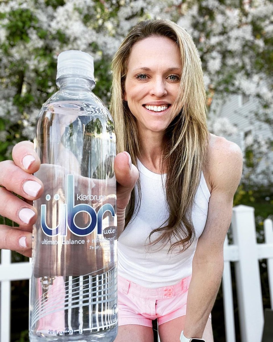 Stop scrolling and take this; you'll need it for this weekend 💦