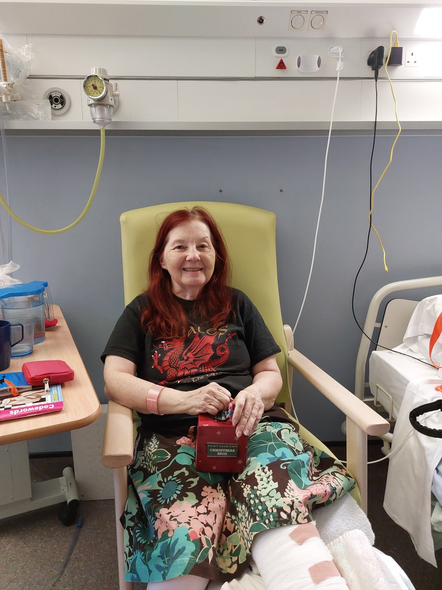 Just an update on Sue from <a href="/parentsvoicewor/">Parents' Voice</a> - she's in good spirits,  recovering from surgery to repair repair a broken leg, hoping to be home next week,  but will miss the final <a href="/worcswhitehouse/">Worcester Whitehouse</a> coffee morning of the year. 
#worcestershirehour