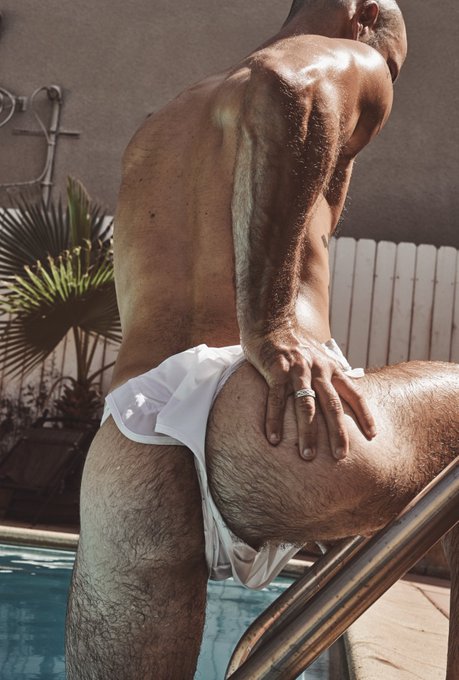 Bday onlyfans special still coming in real hot 🔥  https://t.co/5wHngg6mXW  Cum join the fun at a 35%