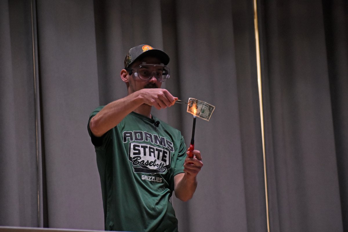 adamsstate's tweet photo. Adams State Science, Technology, Engineering and Math (STEM) students and professors wore #GrizzlyGreen for their recent Chemistry Magic Show. On Fridays, we wear #GrizzlyGreenatAdamsState. #GrizzlyGreenFriday #AdamsState #AdamsStateGrizzlyGreen #STEM #AdamsStateSTEM https://t.co/KIW8TASOa9