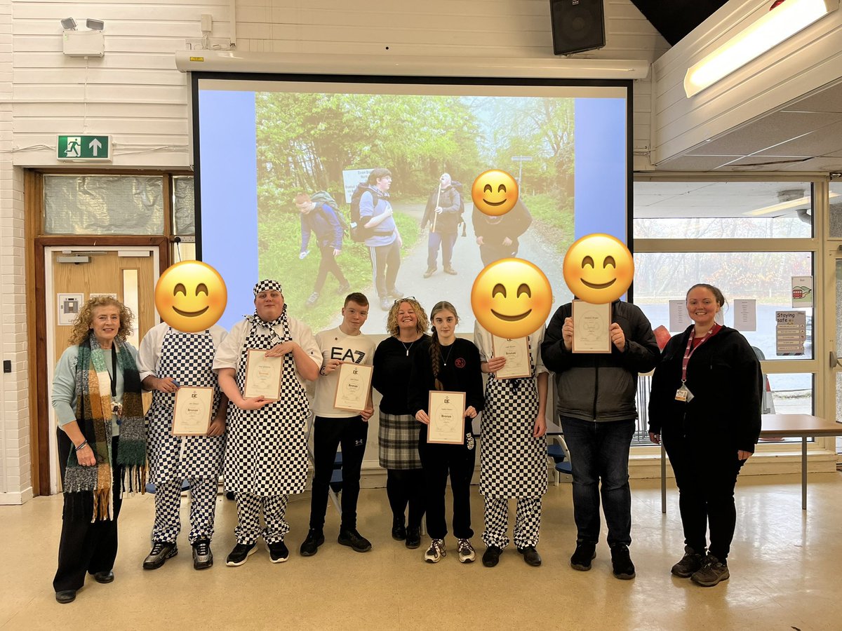 Glencryan School - Senior Phase (@glencryansp) on Twitter photo Our Duke of Edinburgh Bronze Award participants. Well deserved recognition for their hard work and achievements ๐๐๐#DofE <a href="/Glencryanschool/">Glencryan NLC</a> <a href="/NLCYouthwork/">NLCYouthwork</a> Our Duke of Edinburgh Bronze Award participants. Well deserved recognition for their hard work and achievements ๐๐๐#DofE <a href="/Glencryanschool/">Glencryan NLC</a> <a href="/NLCYouthwork/">NLCYouthwork</a>