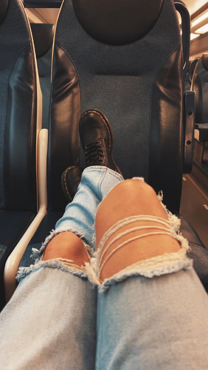 GM! 
Next stop: NY Penn Station
Im so excited to be in NYC this weekend for #UFC295 with <a href="/vechainofficial/">VeChain</a>. Weigh ins are in a few hours! 🔥🔥🔥