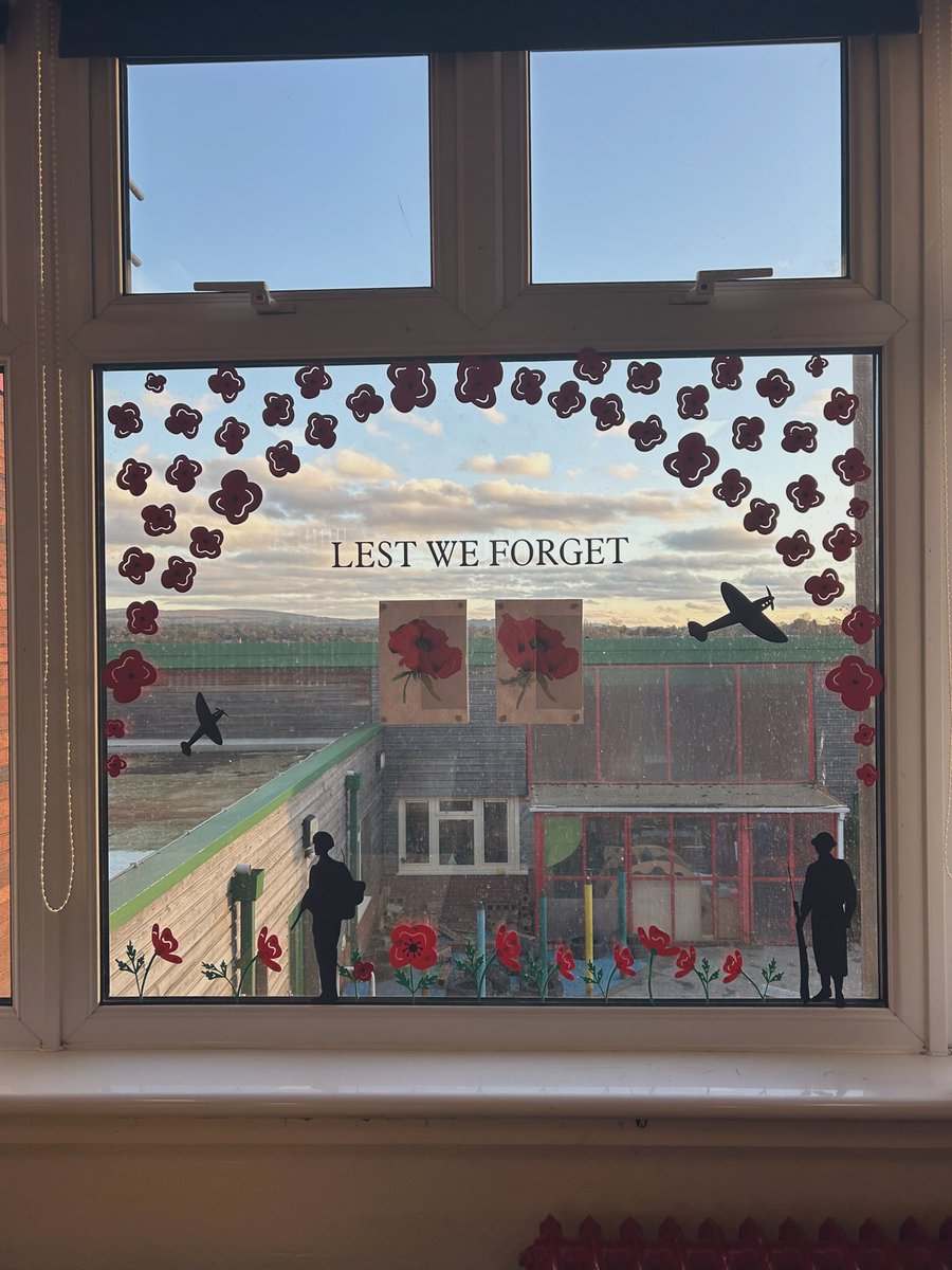 Art installation in honour of Remembrance Day🌹

We will remember them❤️

#LestWeForget #Remembrance <a href="/PoppyLegion/">Royal British Legion</a> <a href="/JonKeighren/">Jon Keighren</a> <a href="/DialParkPrimary/">Dial Park Primary</a>
