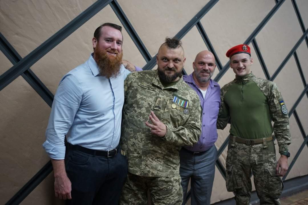 🇺🇸 Dear friends, American veterans!

Thank you for your service
Thank you for constantly supporting and advocating for the needs of Ukrainian veterans

You are helping us in our fight. Our values are close. They are freedom and democracy

Together we are empowering the strongest!